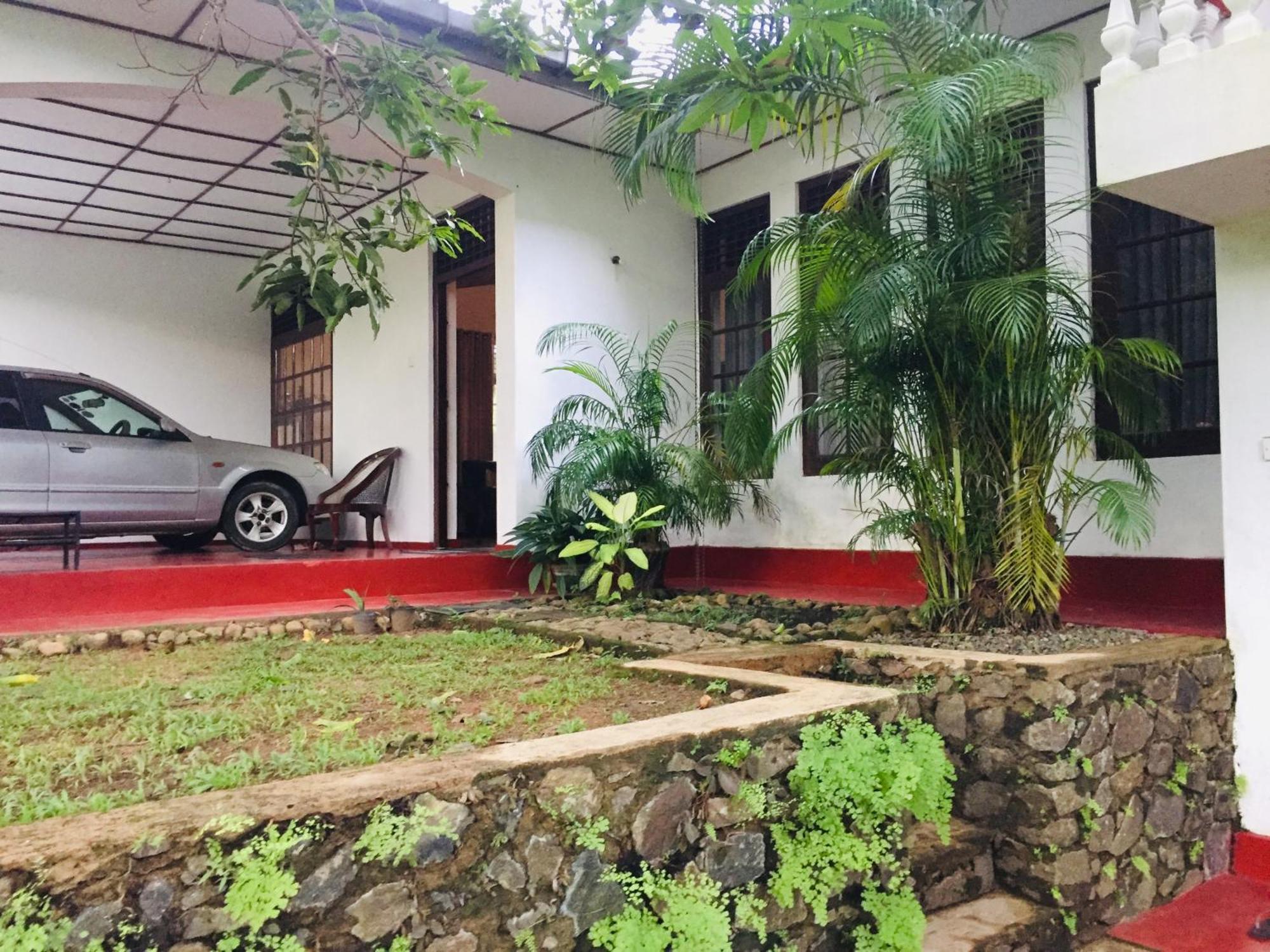 Galle Rest Home Luaran gambar